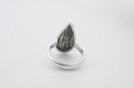 SERAPHINITE (RUSSIA) LARGE POLISHED PEAR STONE ON 0.925 STERLING SILVER RING SIZE - 6.25 - Image 2